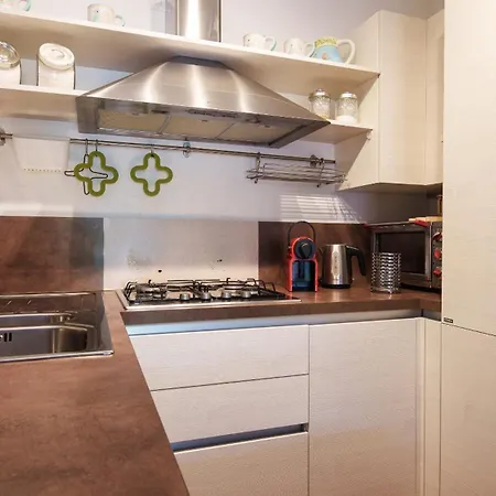 Emerald Apartment